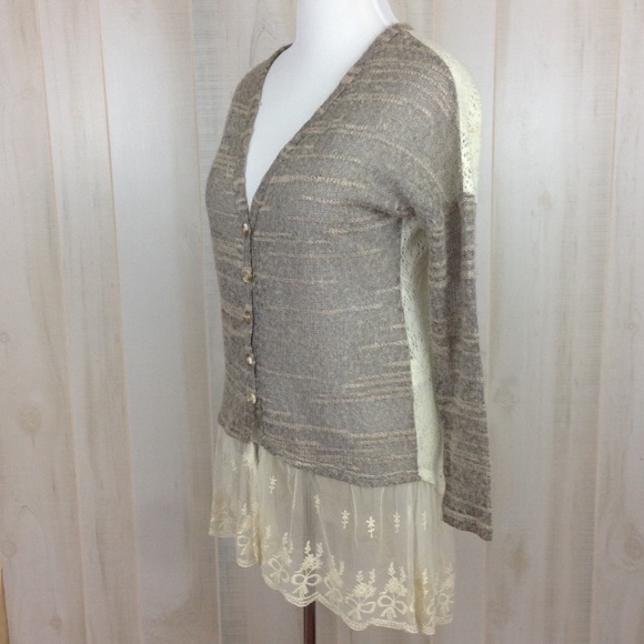 Altar'd State A'REVE Boho Cardigan Lace Hem Sz. S - Picture 4 of 9